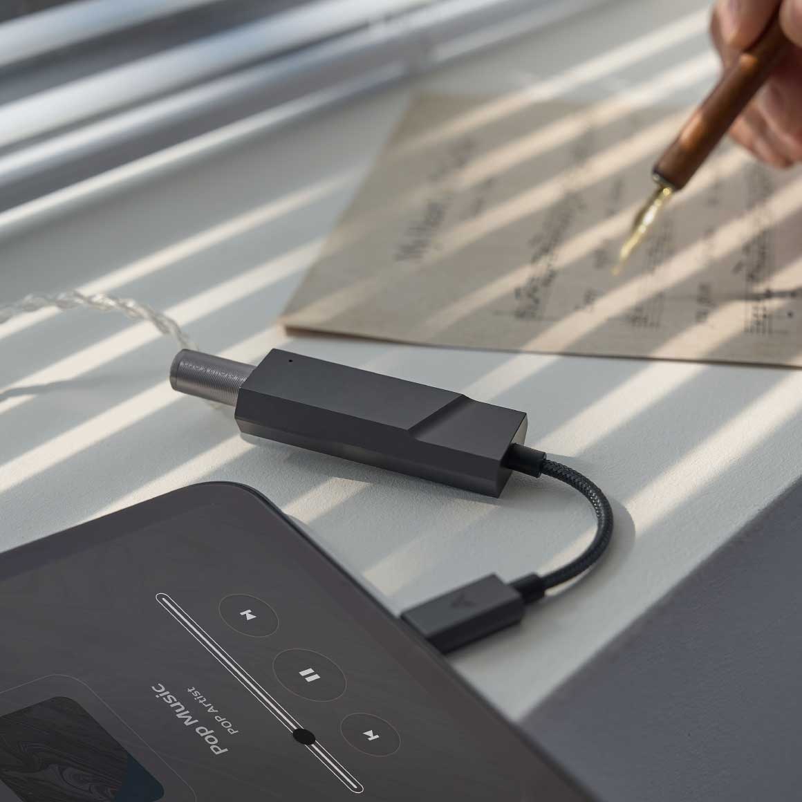 Headphone-Zone-Astell&Kern-AK HC2