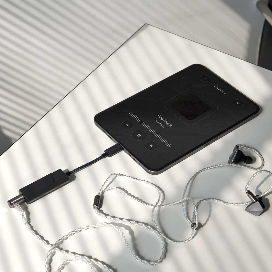 Headphone-Zone-Astell&Kern-AK HC2