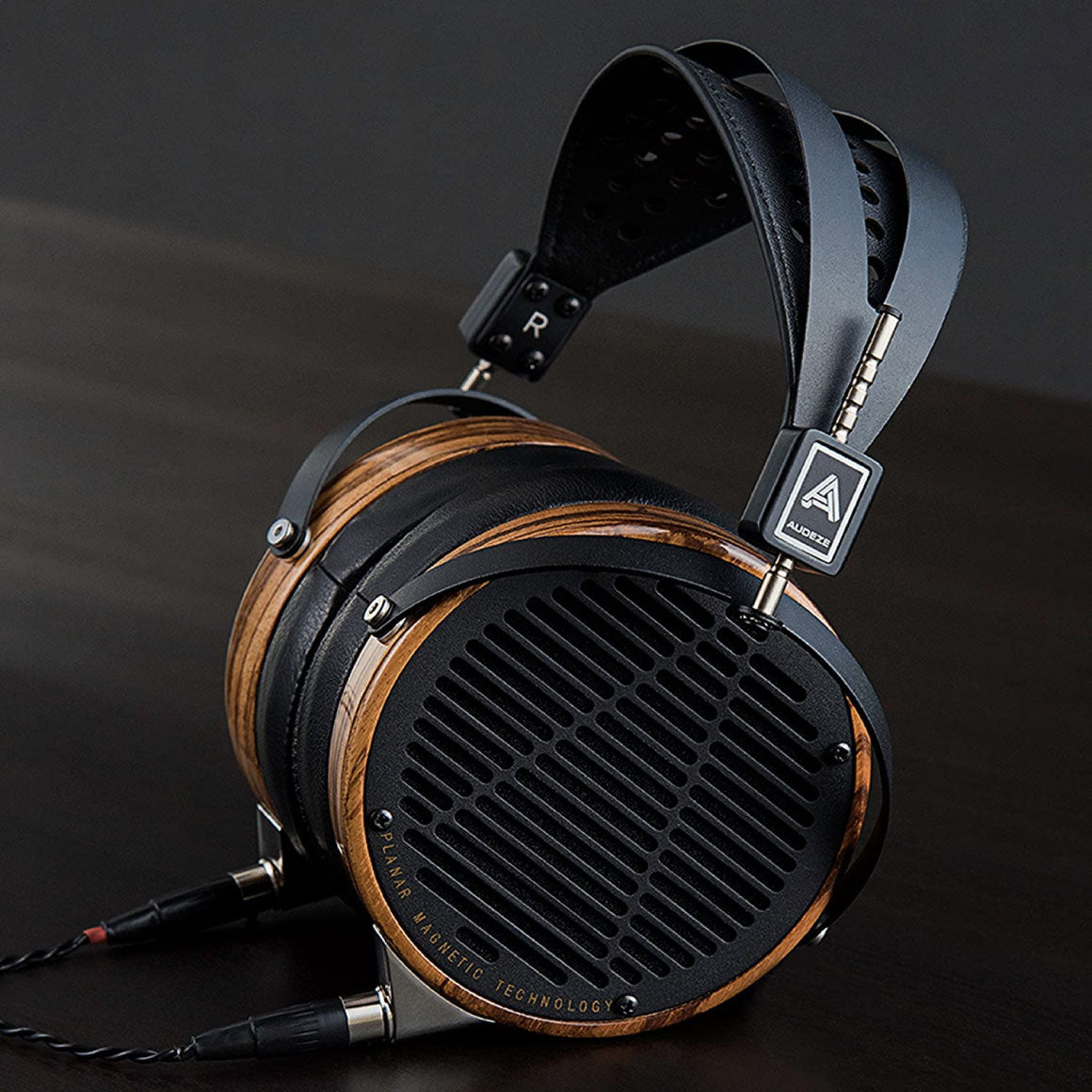 Headphone-Zone-Audeze-LCD-3