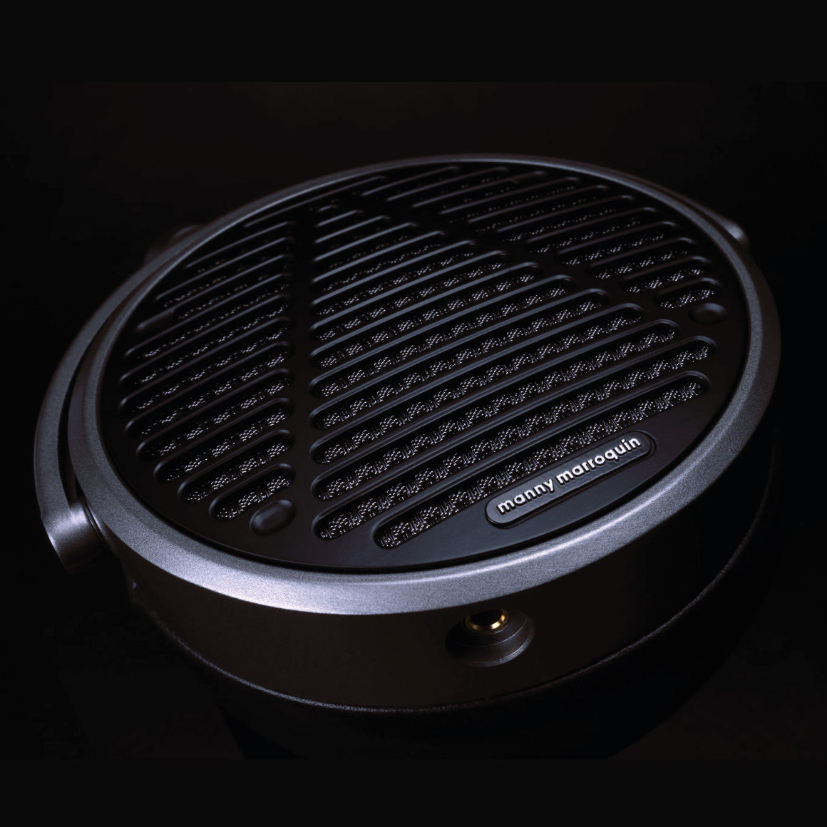 Headphone-Zone-Audeze-MM-100