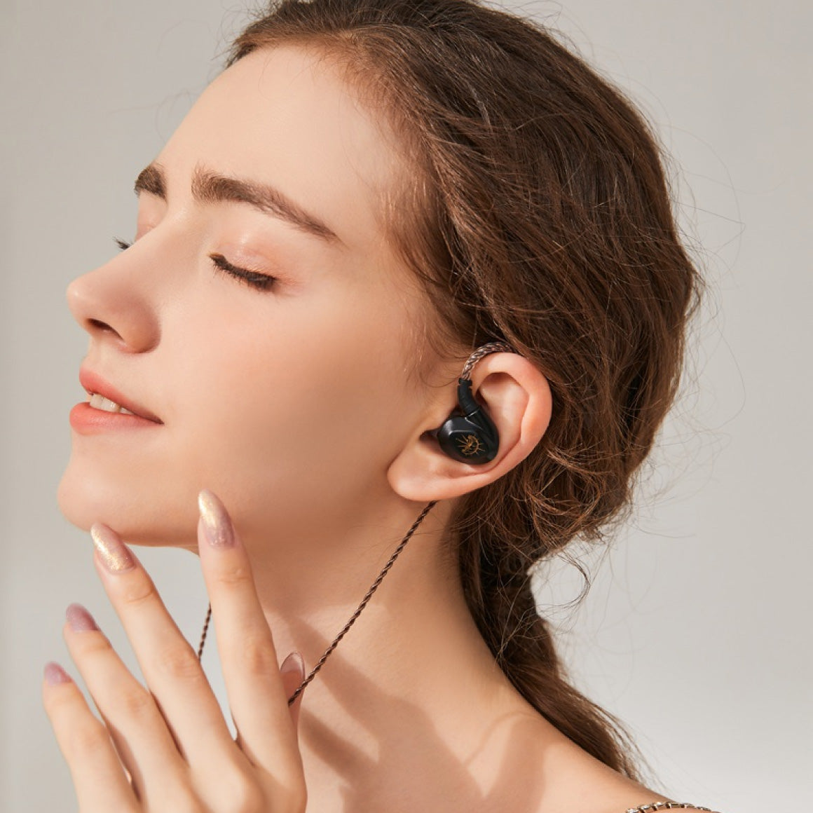 Headphone-Zone-BLON-Z200
