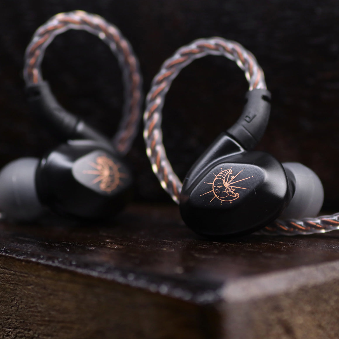 Headphone-Zone-BLON-Z200