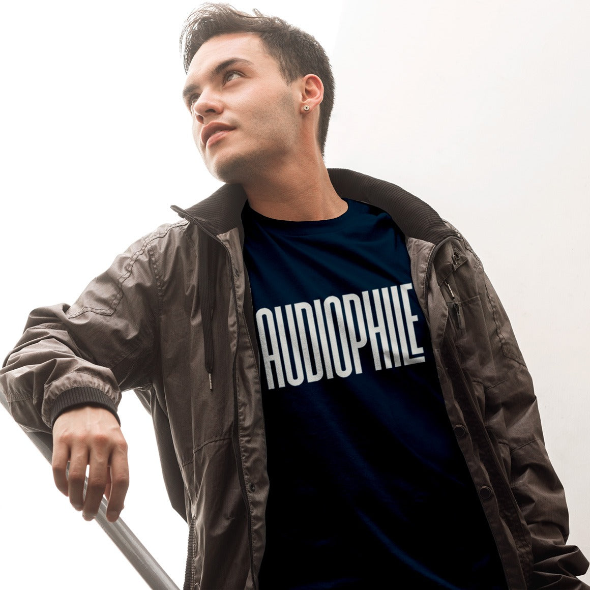 Headphone-Zone-Bona-Fide-Audiophile-T-Shirt-XS