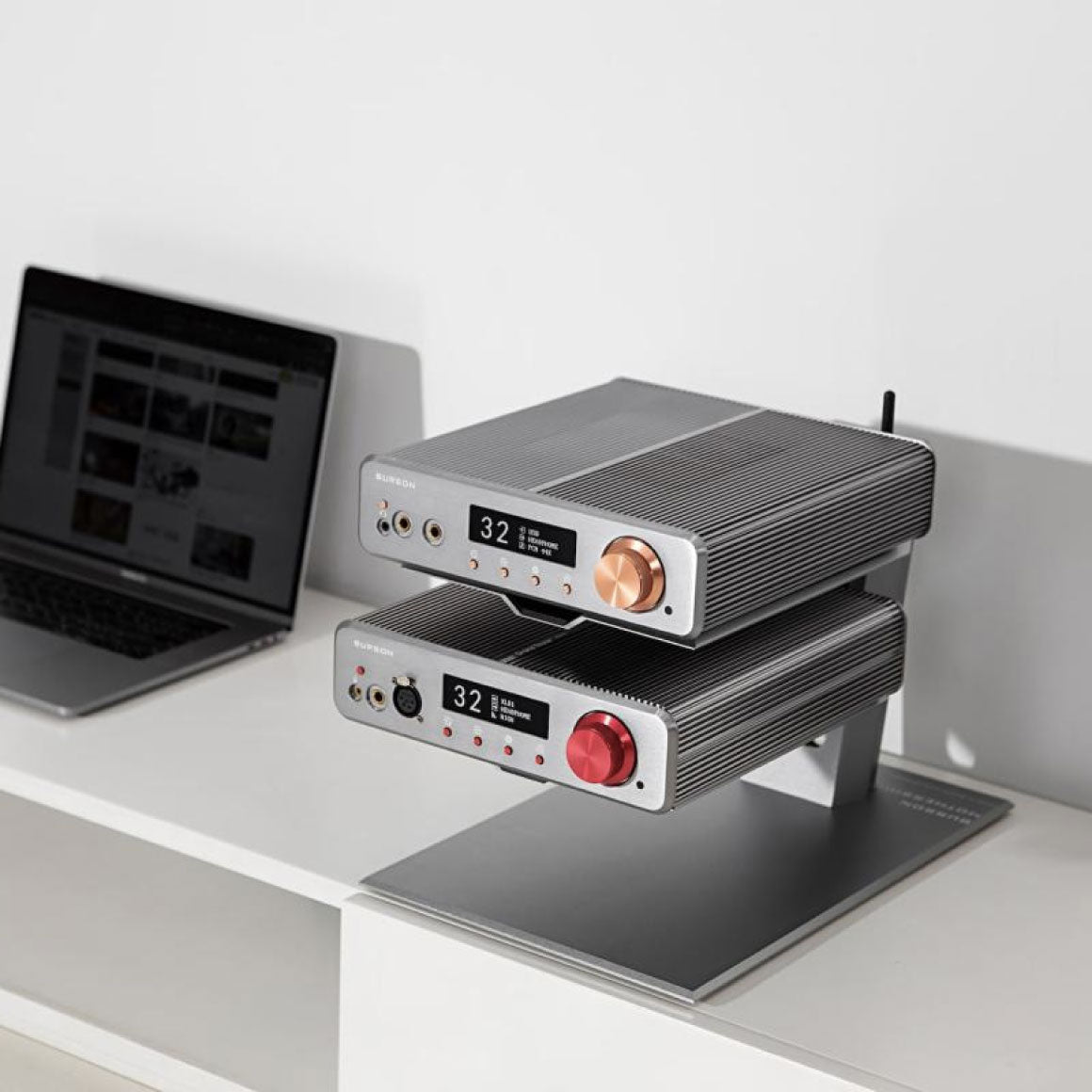 Headphone-Zone-Burson Audio-Mothership 01