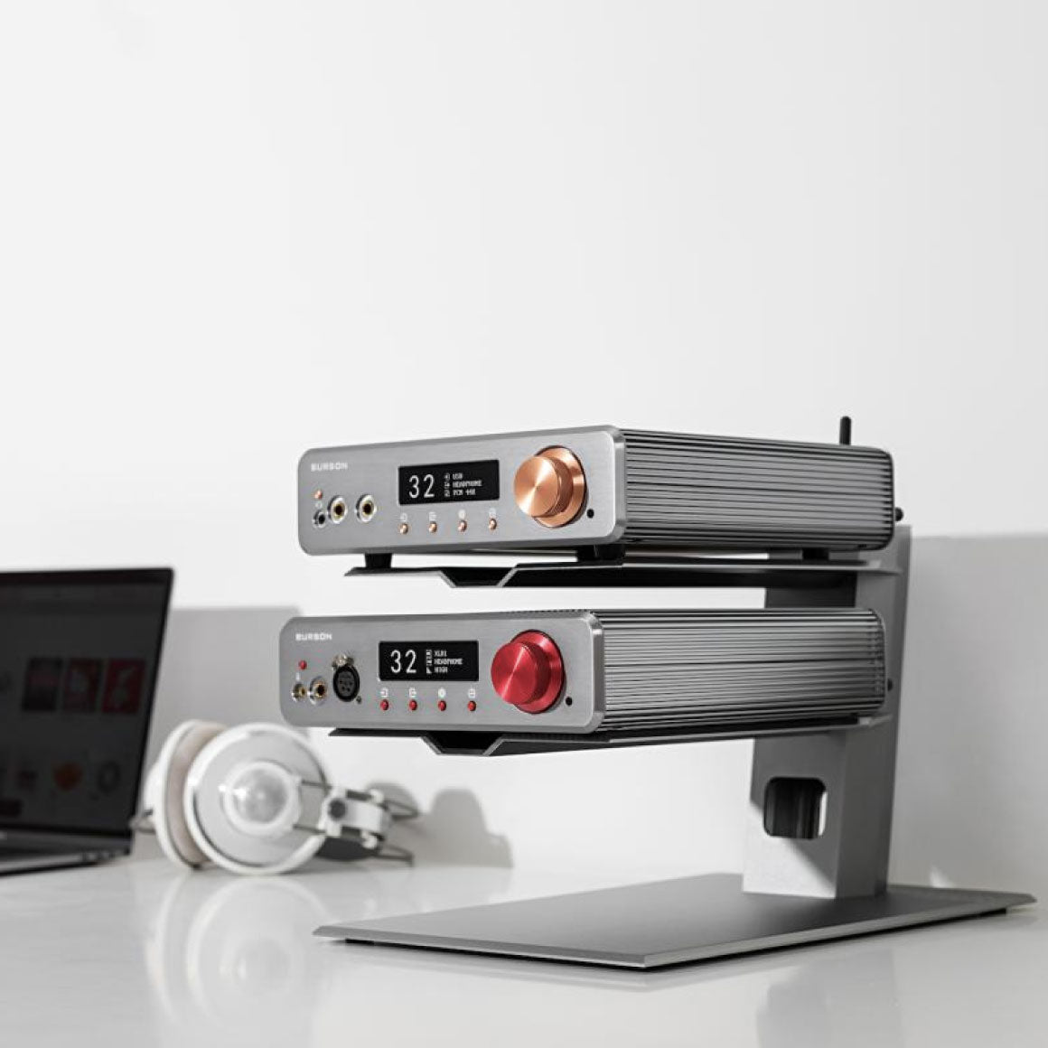 Headphone-Zone-Burson Audio-Mothership 01