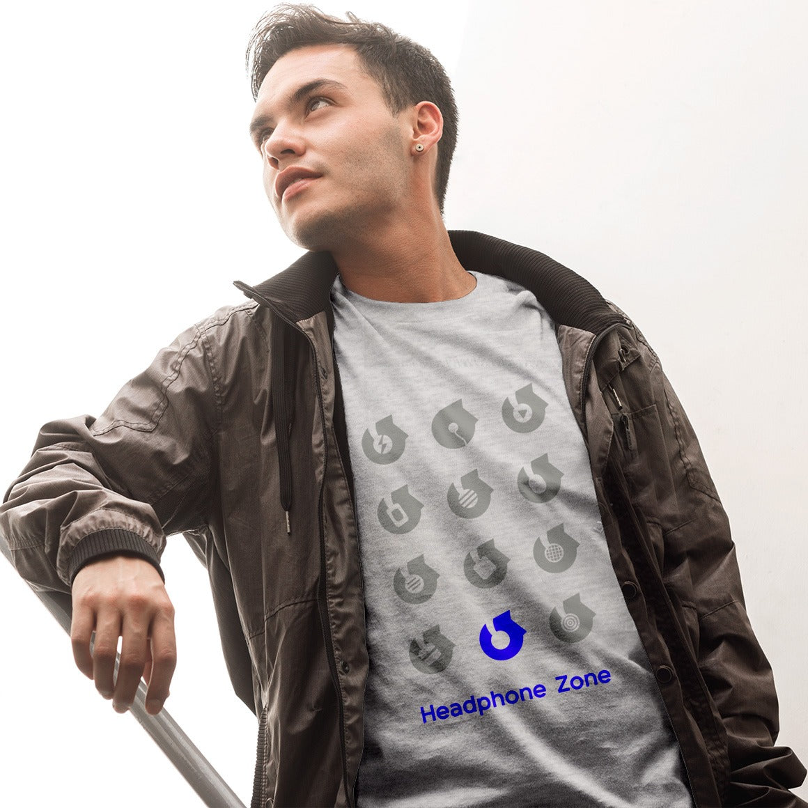 Headphone-Zone-Headphone Zone Original T-shirt-L
