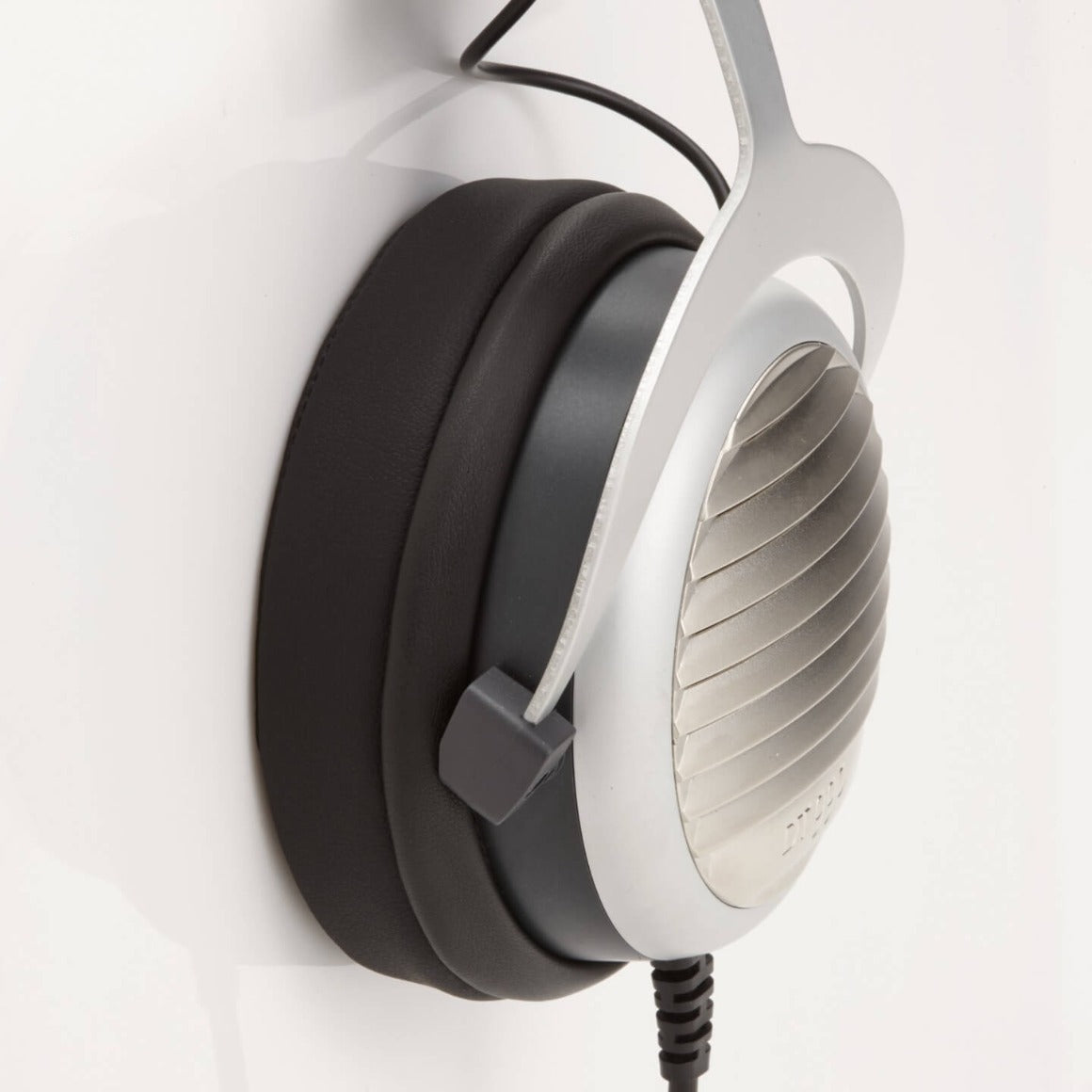 Dekoni Audio - Platinum Series Earpads for Beyerdynamic DT and AKG K Series