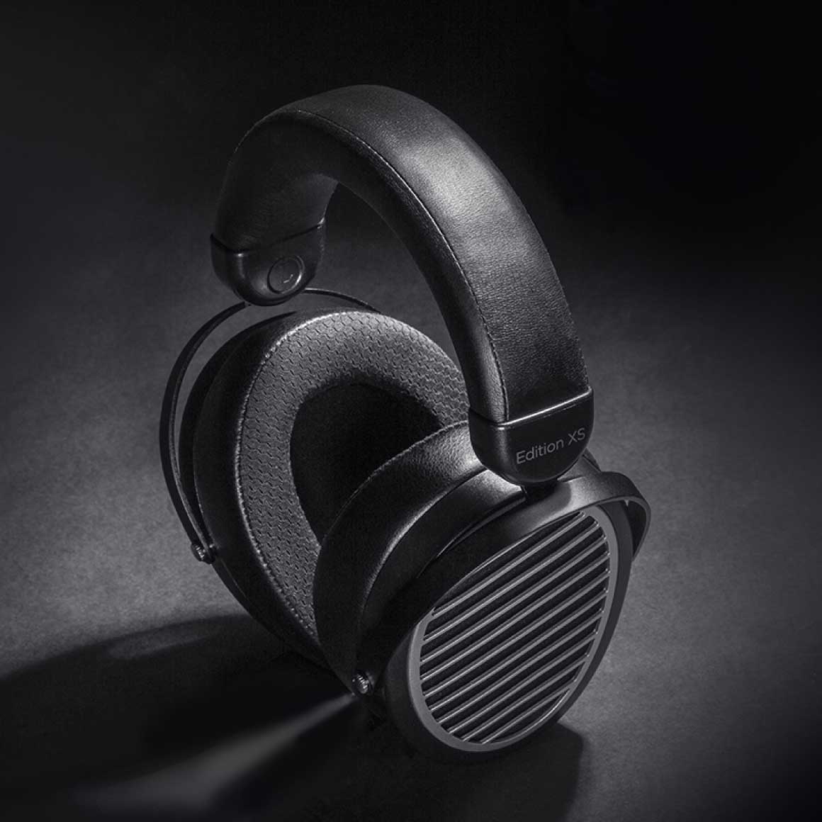 Headphone-Zone-HiFiMAN-Edition XS