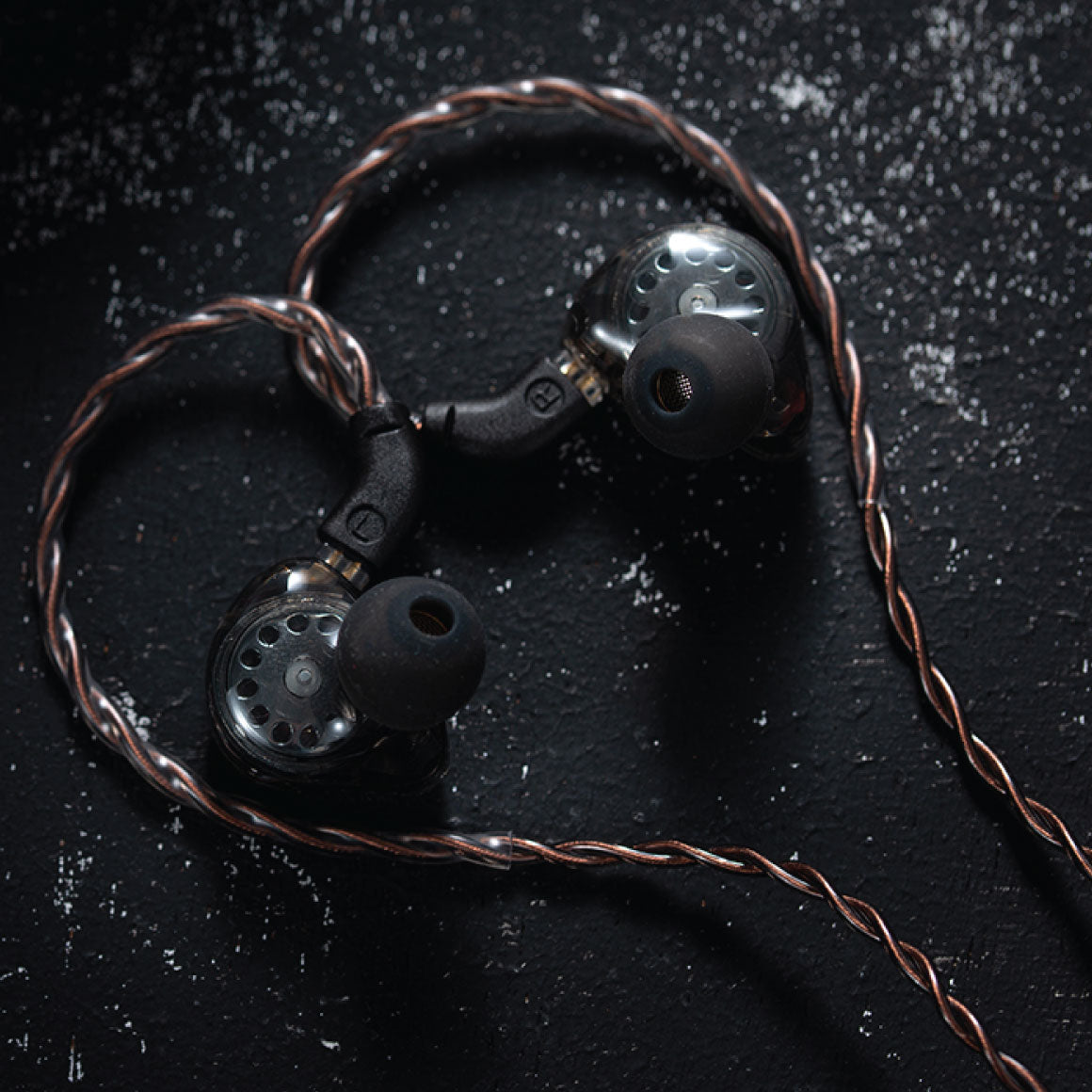 Headphone-Zone-FiiO-FH1S-Black