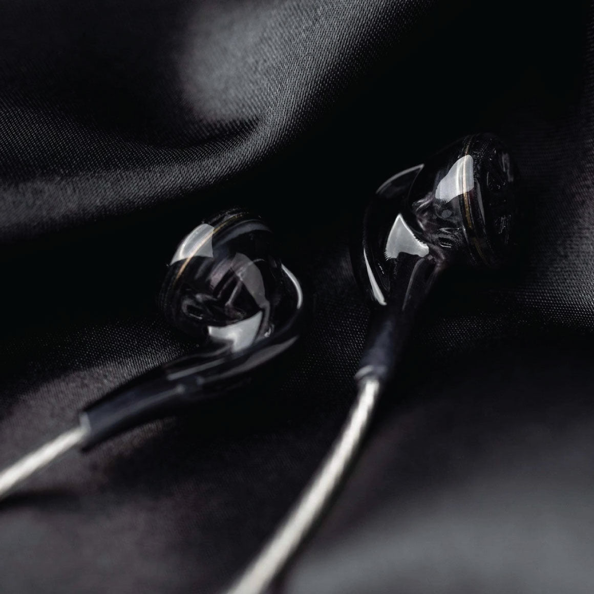 Headphone-Zone-FiiO-EM5