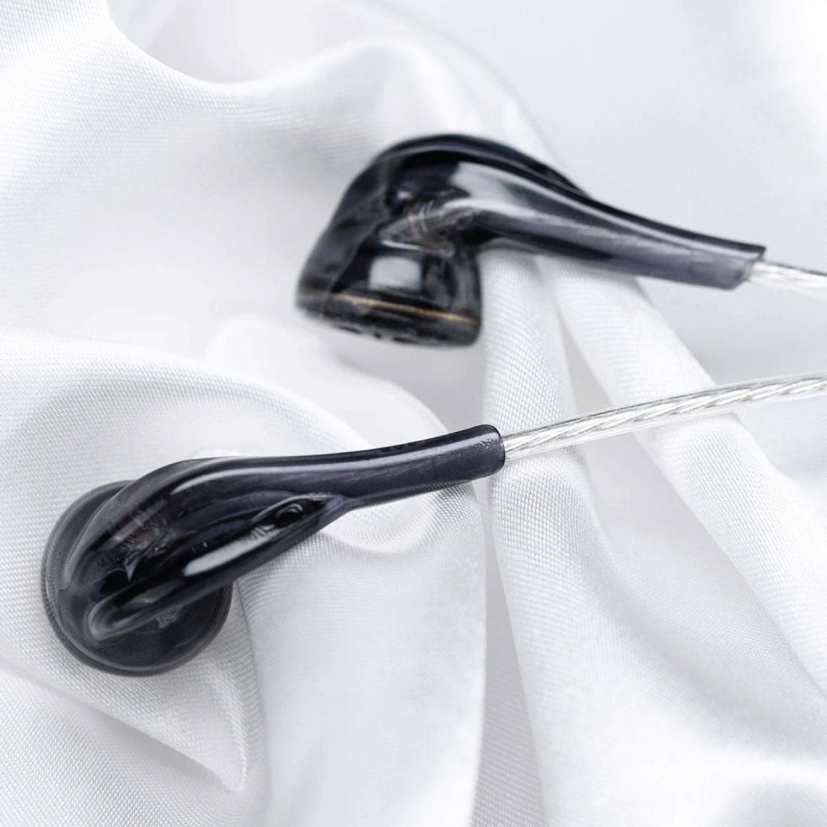 Headphone-Zone-FiiO-EM5