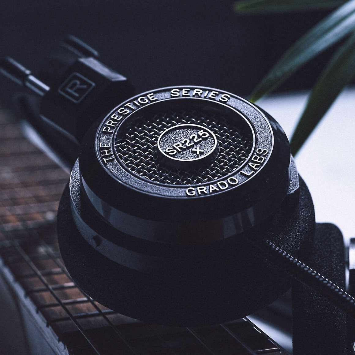 Headphone-Zone-Grado-SR225x