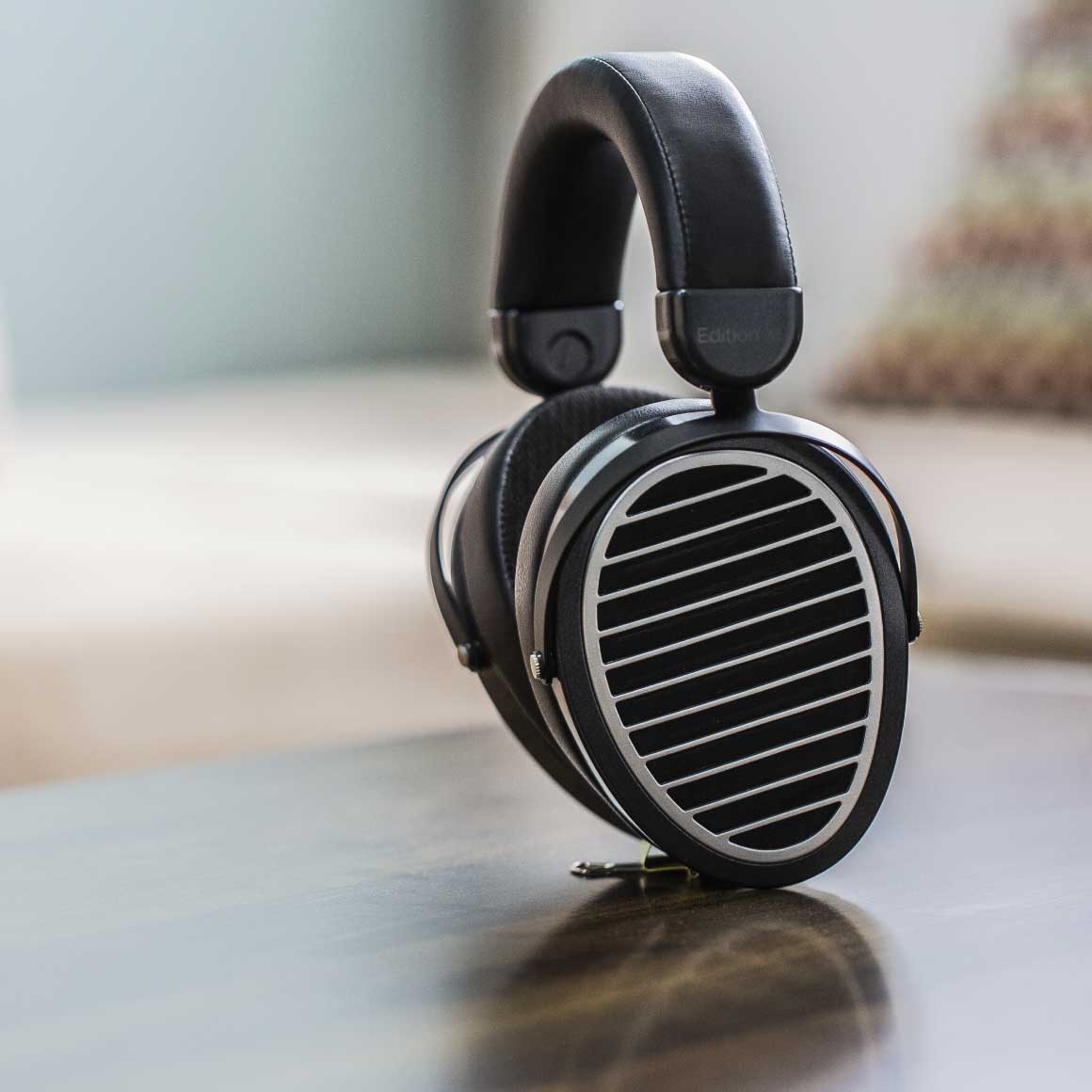 Headphone-Zone-HiFiMAN-Edition XS