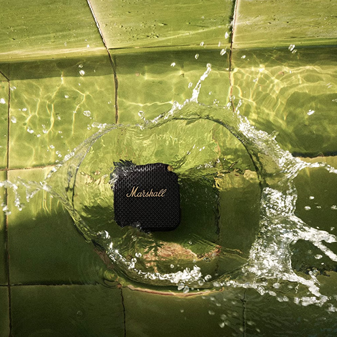 Headphone-Zone-Marshall-Willen-Black & Brass