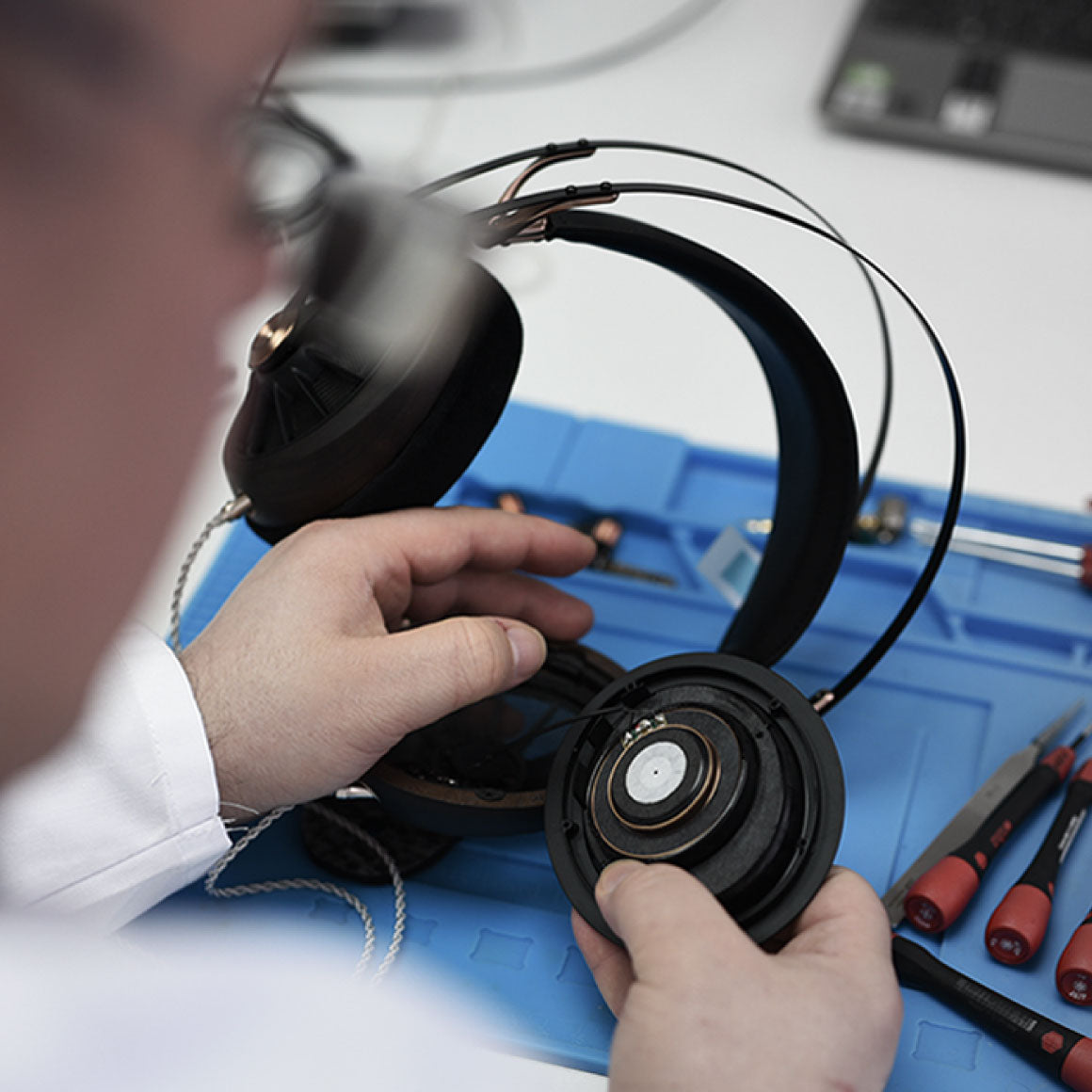 Headphone-Zone-Meze-109 PRO