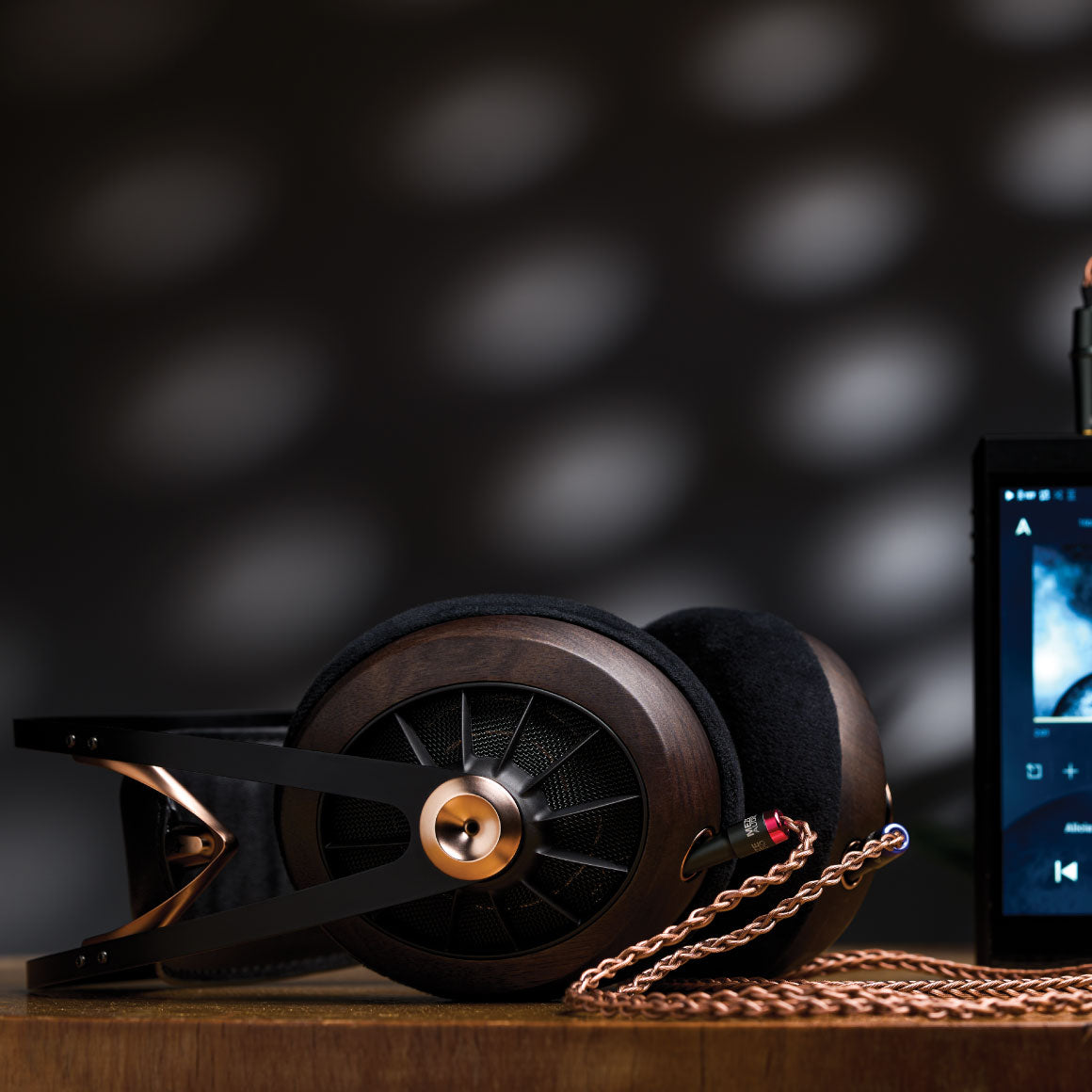 Headphone-Zone-Meze-109 PRO