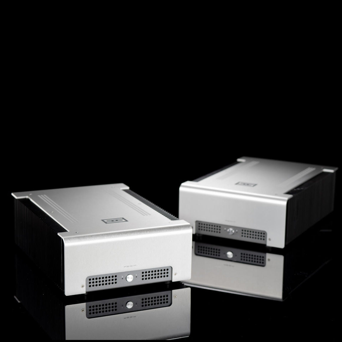 Headphone-Zone-Schiit-Aegir-silver