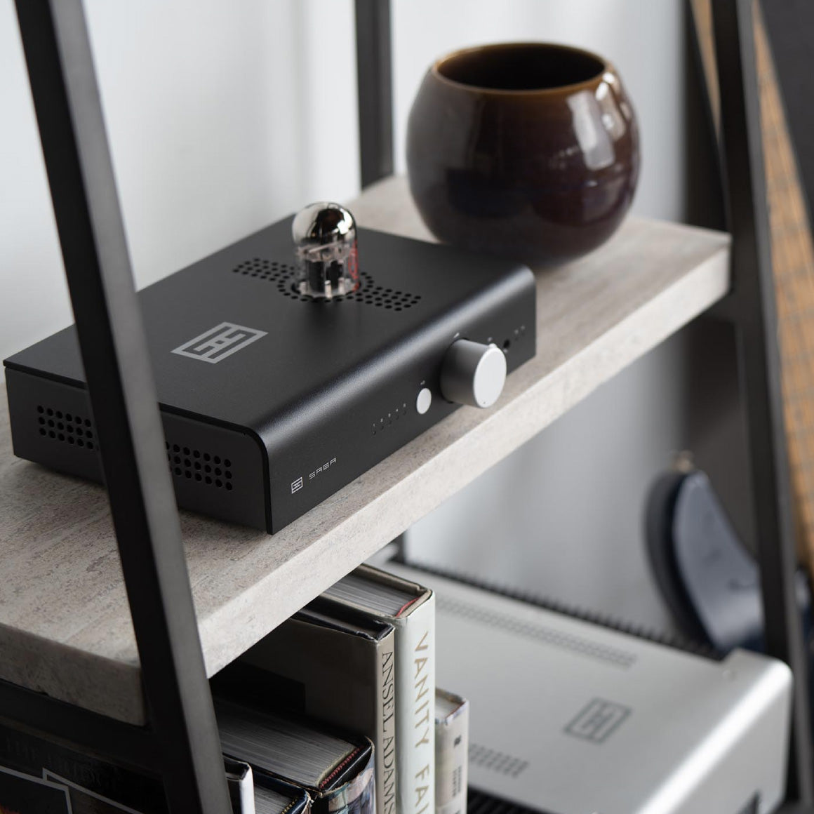 Headphone-Zone-Schiit-saga-plus-black