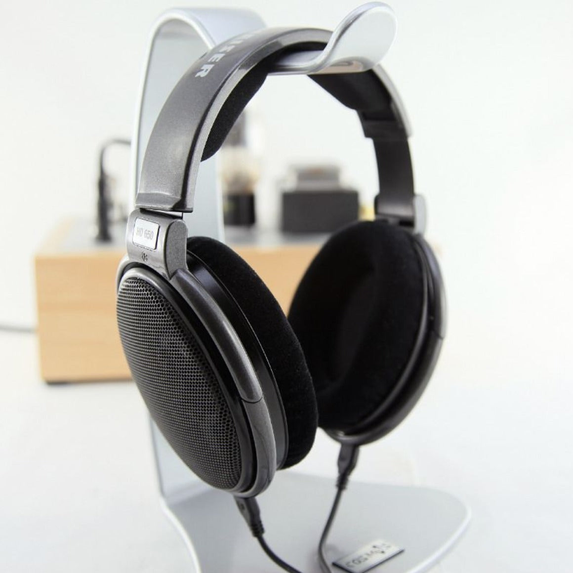 Headphone-Zone-Sennheiser-HD-650