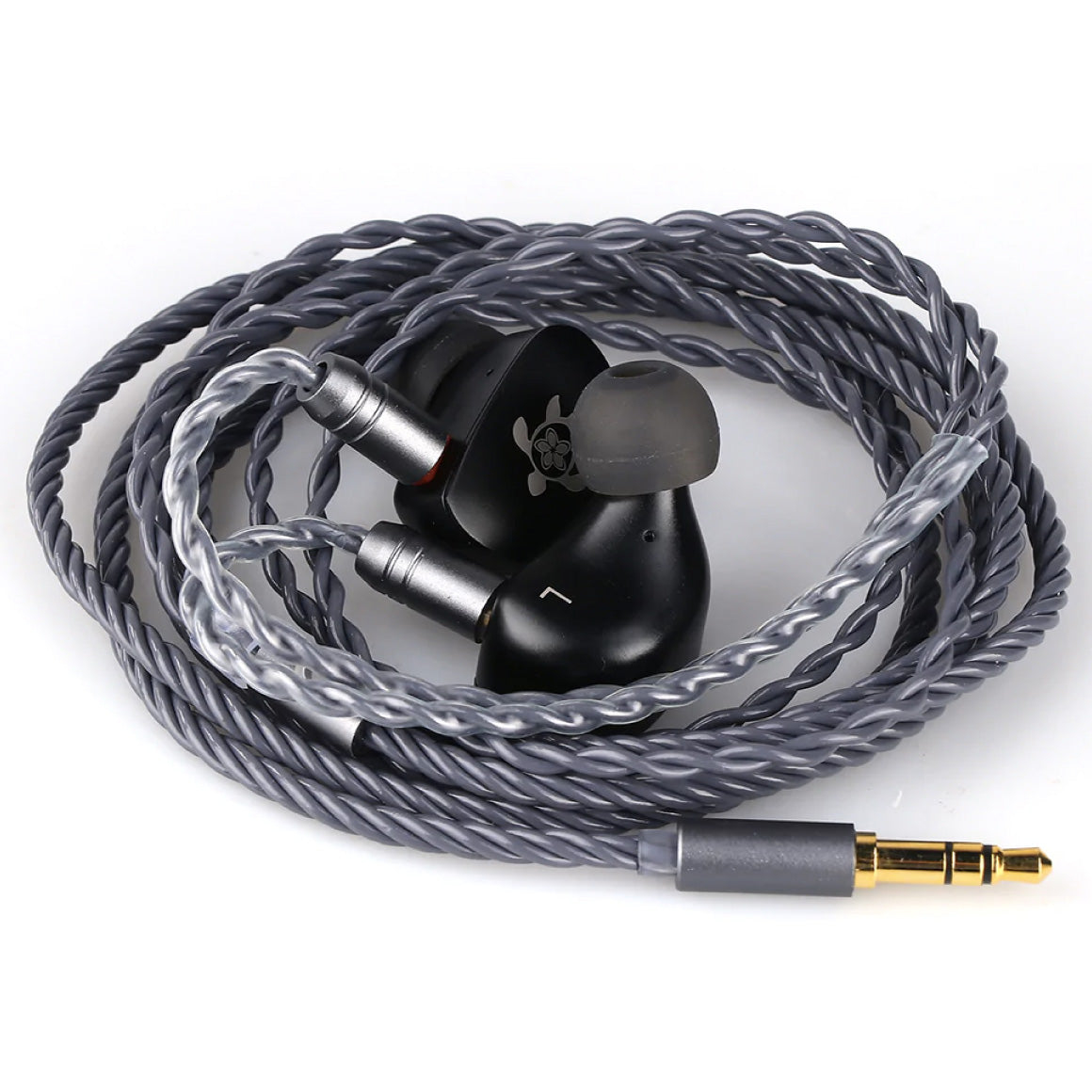 Headphone-Zone-Tripowin-x-HBB-Olina-SE