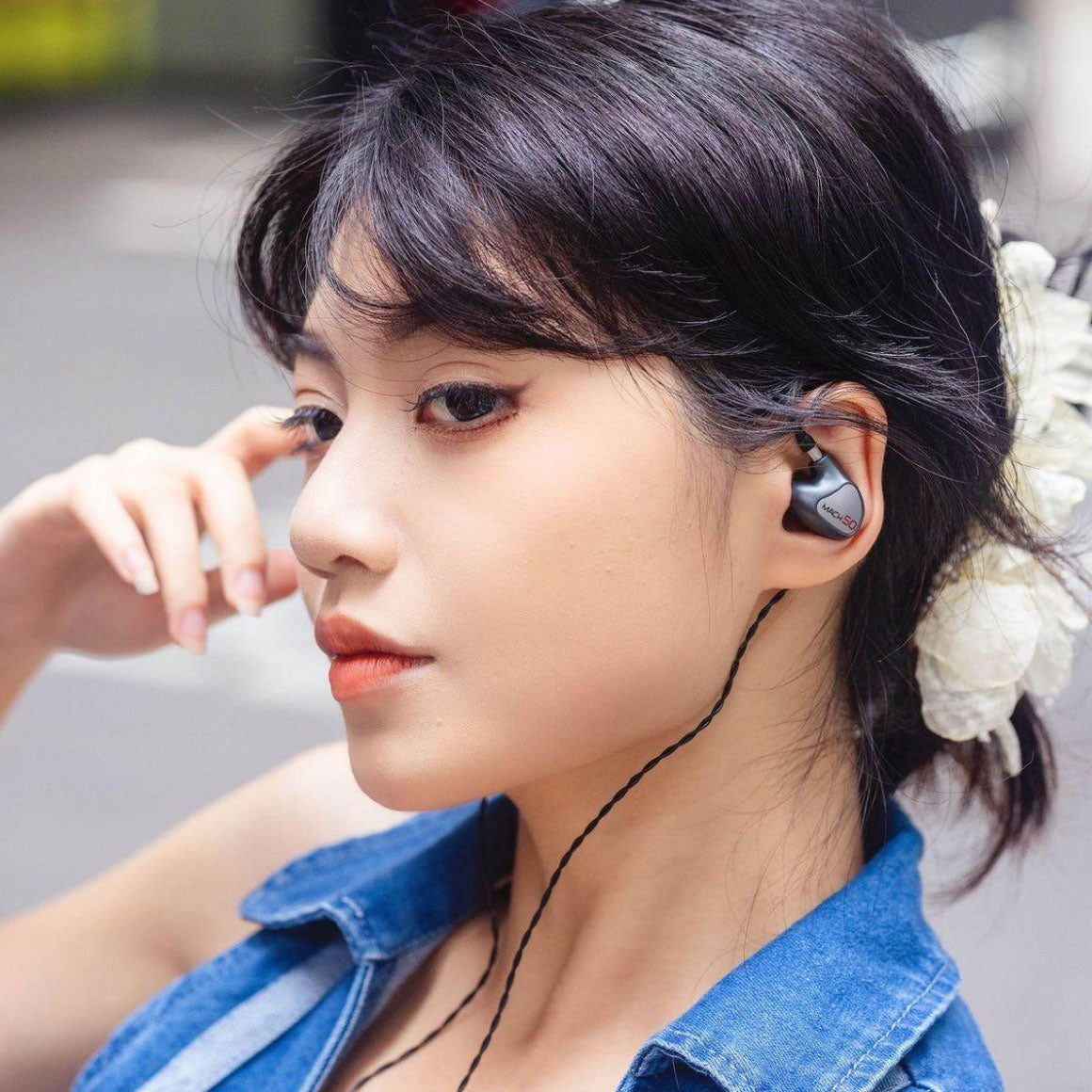 Headphone-Zone-Westone-Audio-MACH-50