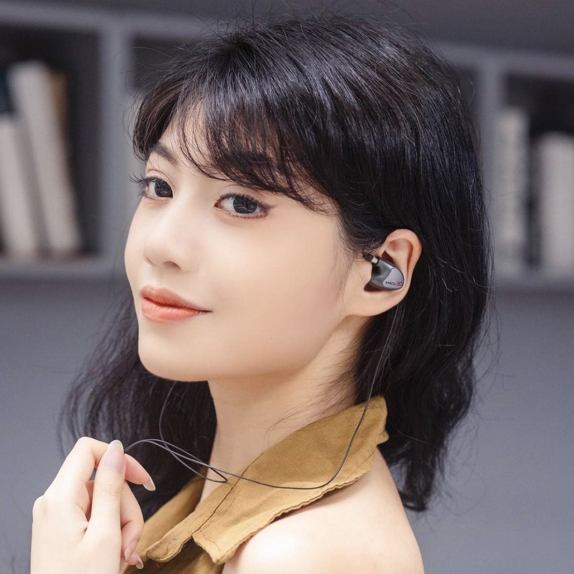 Headphone-Zone-Westone-Audio-MACH-30