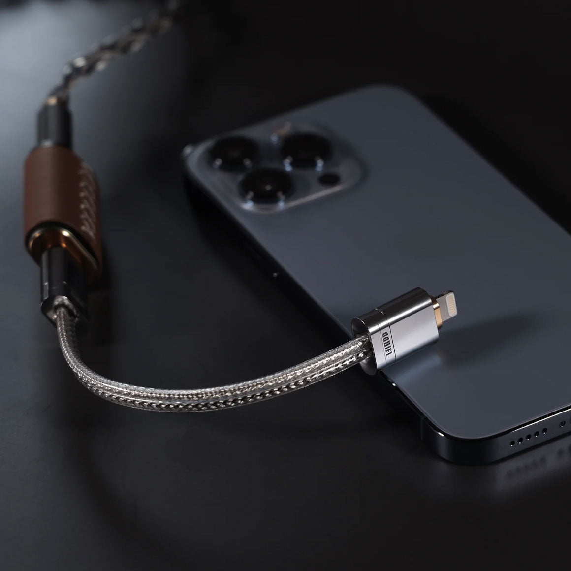 Headphone-Zone-ddHiFi-MFi09S Lightning to USB-C OTG Cable-10cm