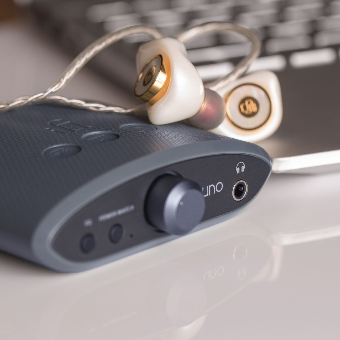 Headphone-Zone-iFi Audio-Uno