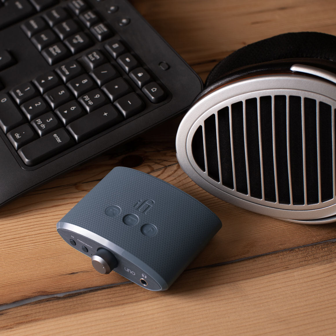 Headphone-Zone-iFi Audio-Uno