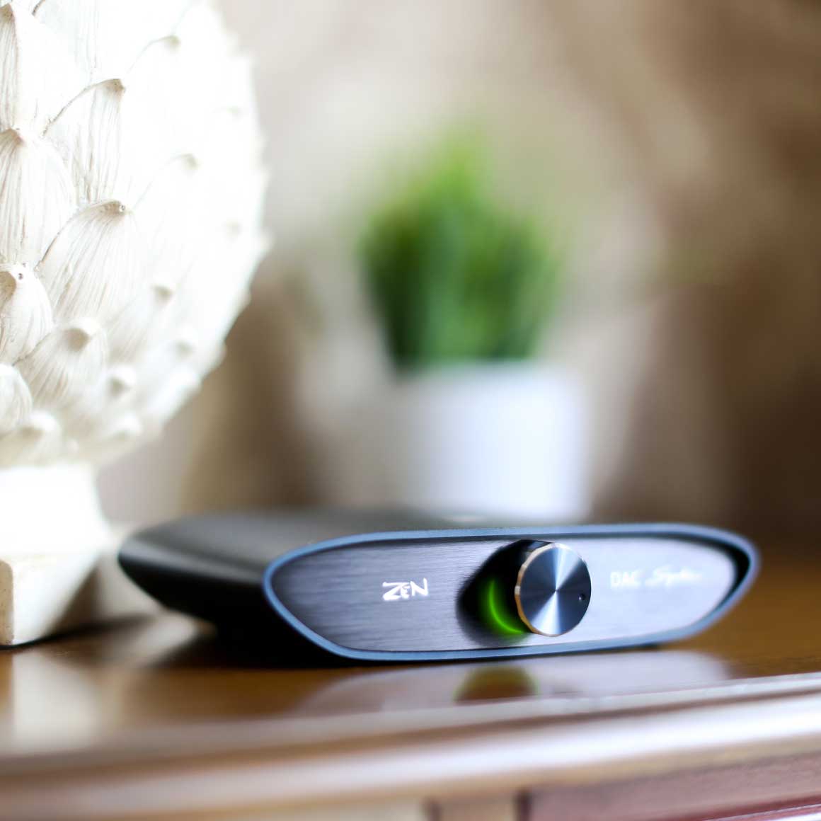 Headphone-Zone-iFi Audio-ZEN DAC Signature V2