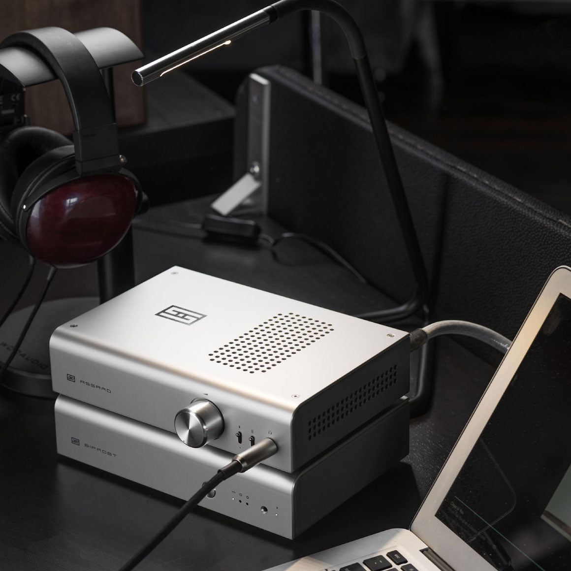 Headphone-Zone-Schiit-Asgard 3