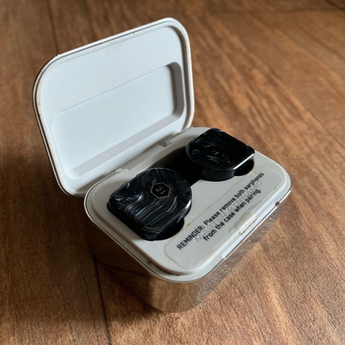 Master & Dynamic - MW07 Plus (Pre-Owned)