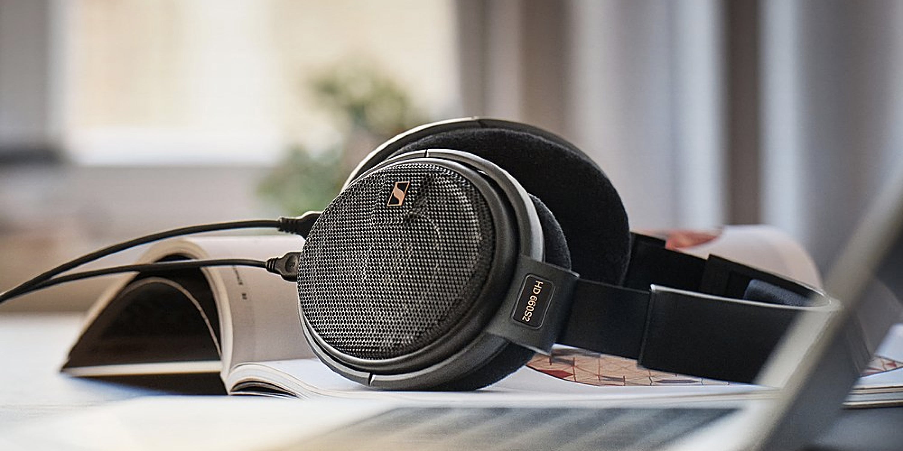 Sennheiser Headphones Sennheiser Earphones from 1490