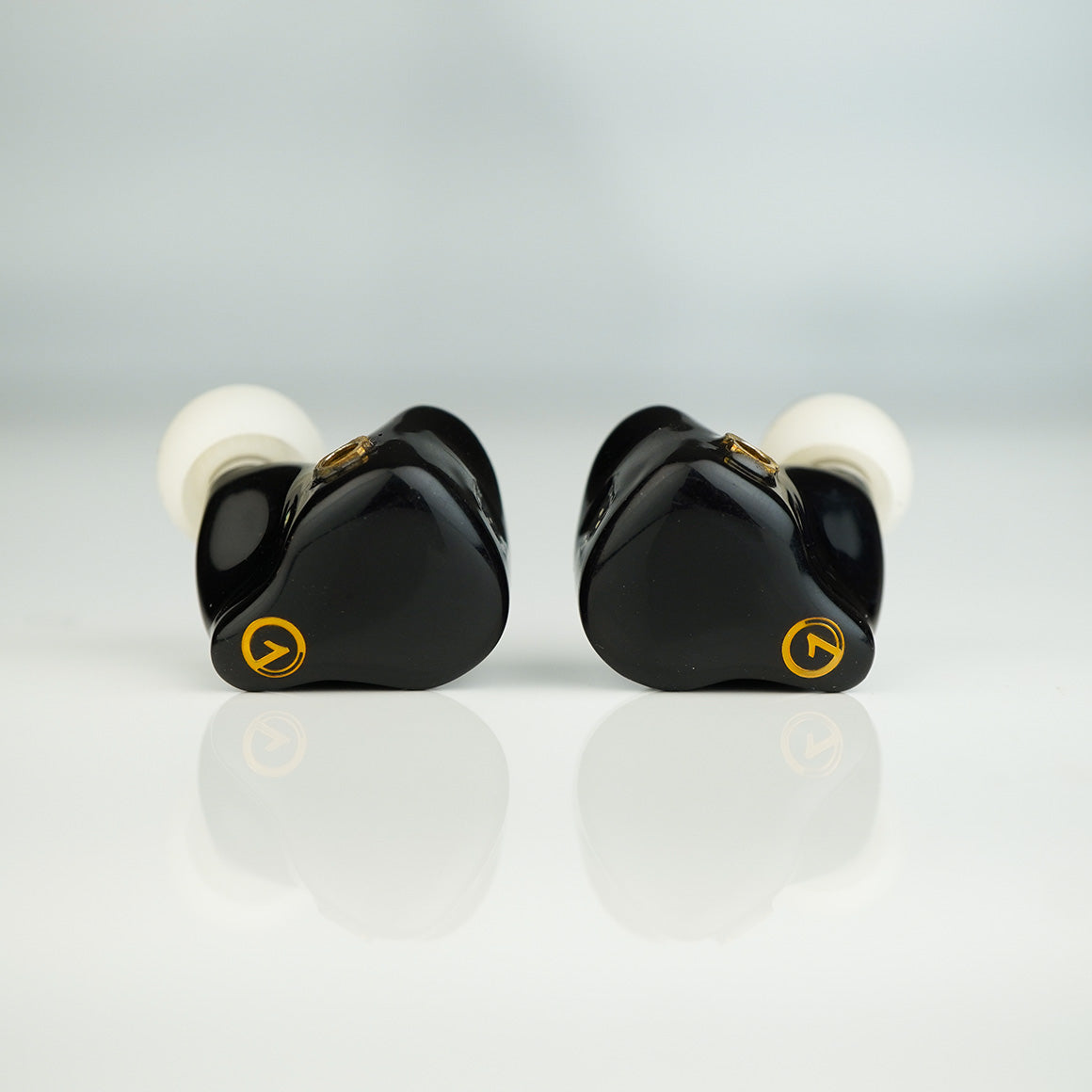 Headphone-Zone-1Custom-Junior-Demo-Unit