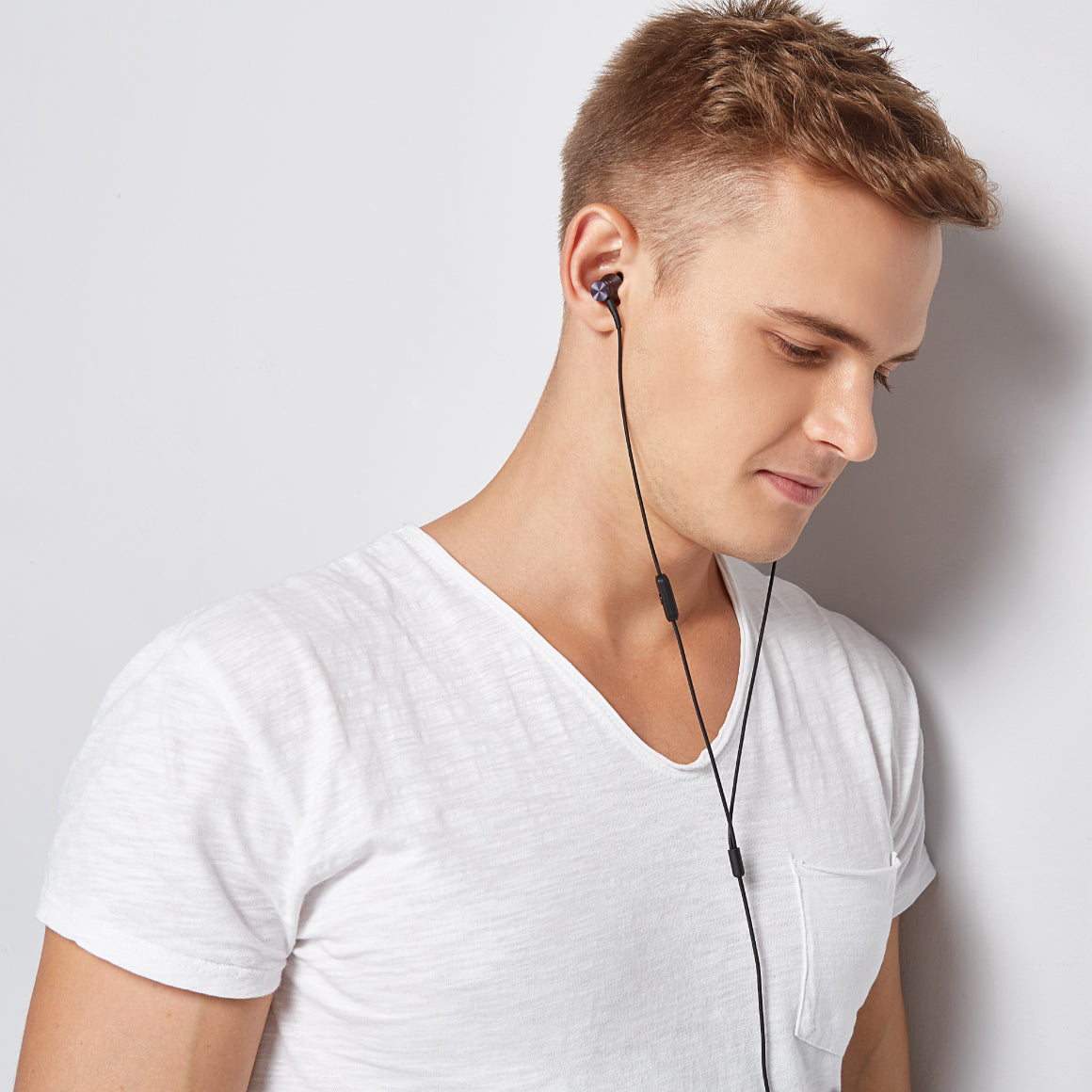 Headphone-Zone-1MORE-Piston-Fit-Grey-Type-C