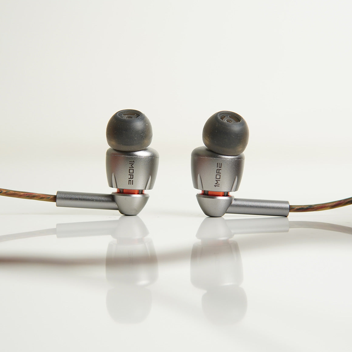 Headphone-Zone-1MORE-Quad-Driver-Demo-Unit