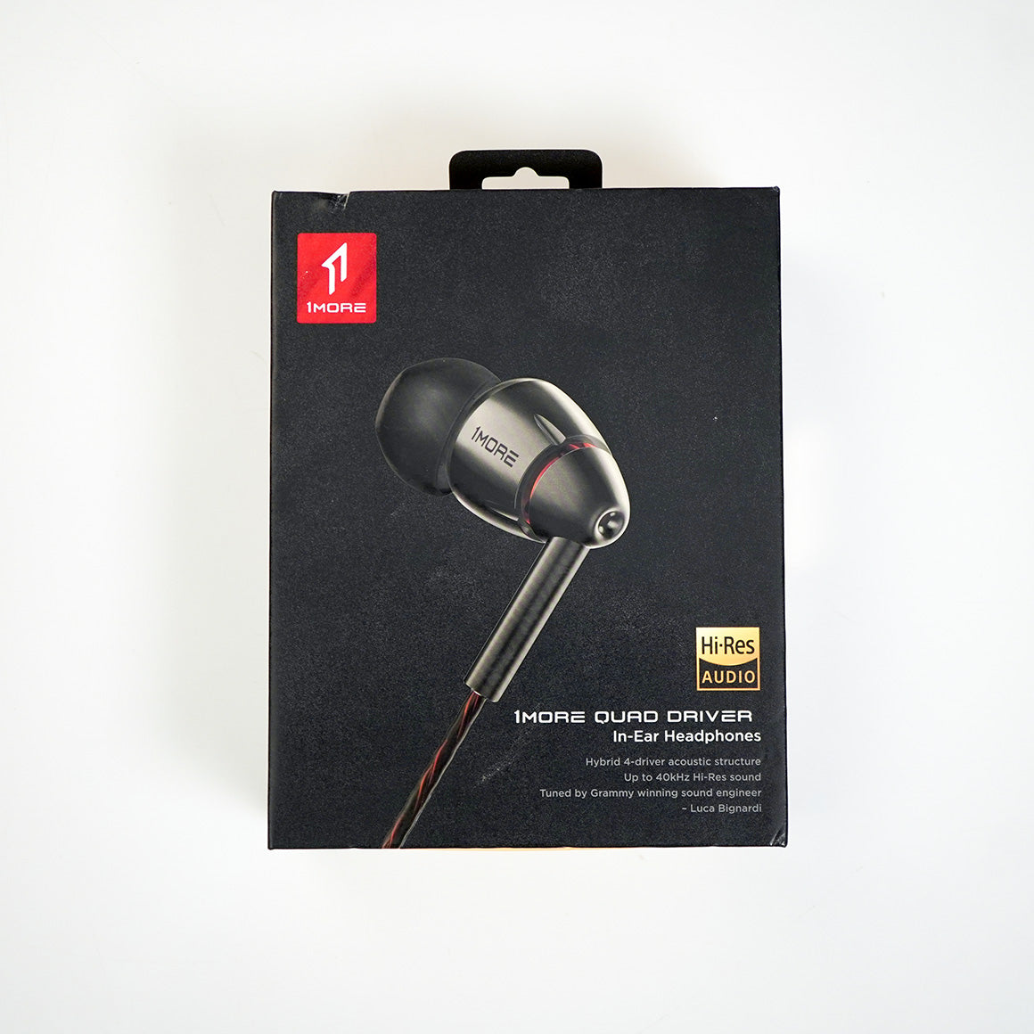 Headphone-Zone-1MORE-Quad-Driver-Demo-Unit