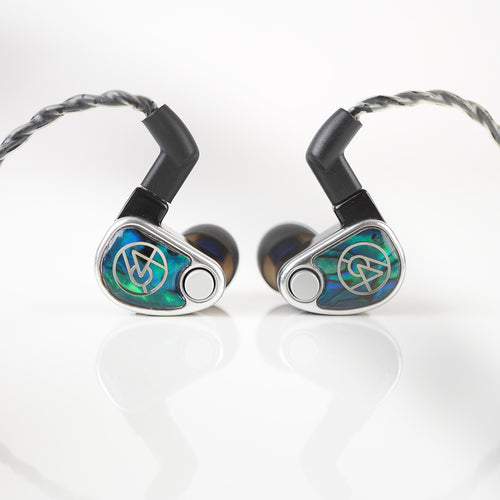 Headphone-Zone-64-Audio-Nio-Demo-Unit