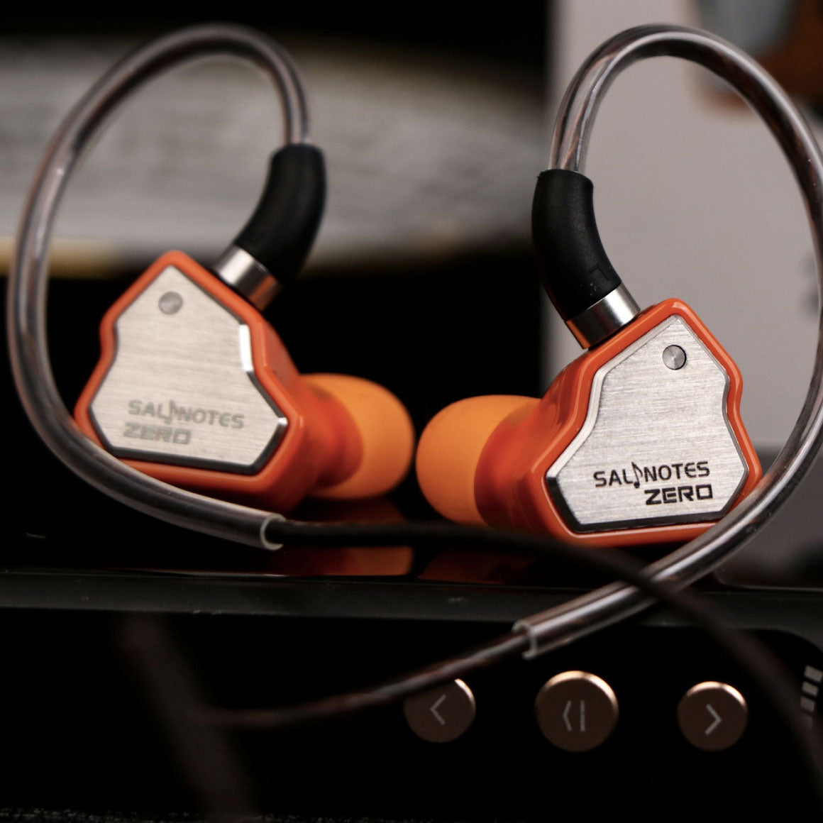 Headphone-Zone-7HZ-Salnotes Zero-Orange-USB-C-With Mic