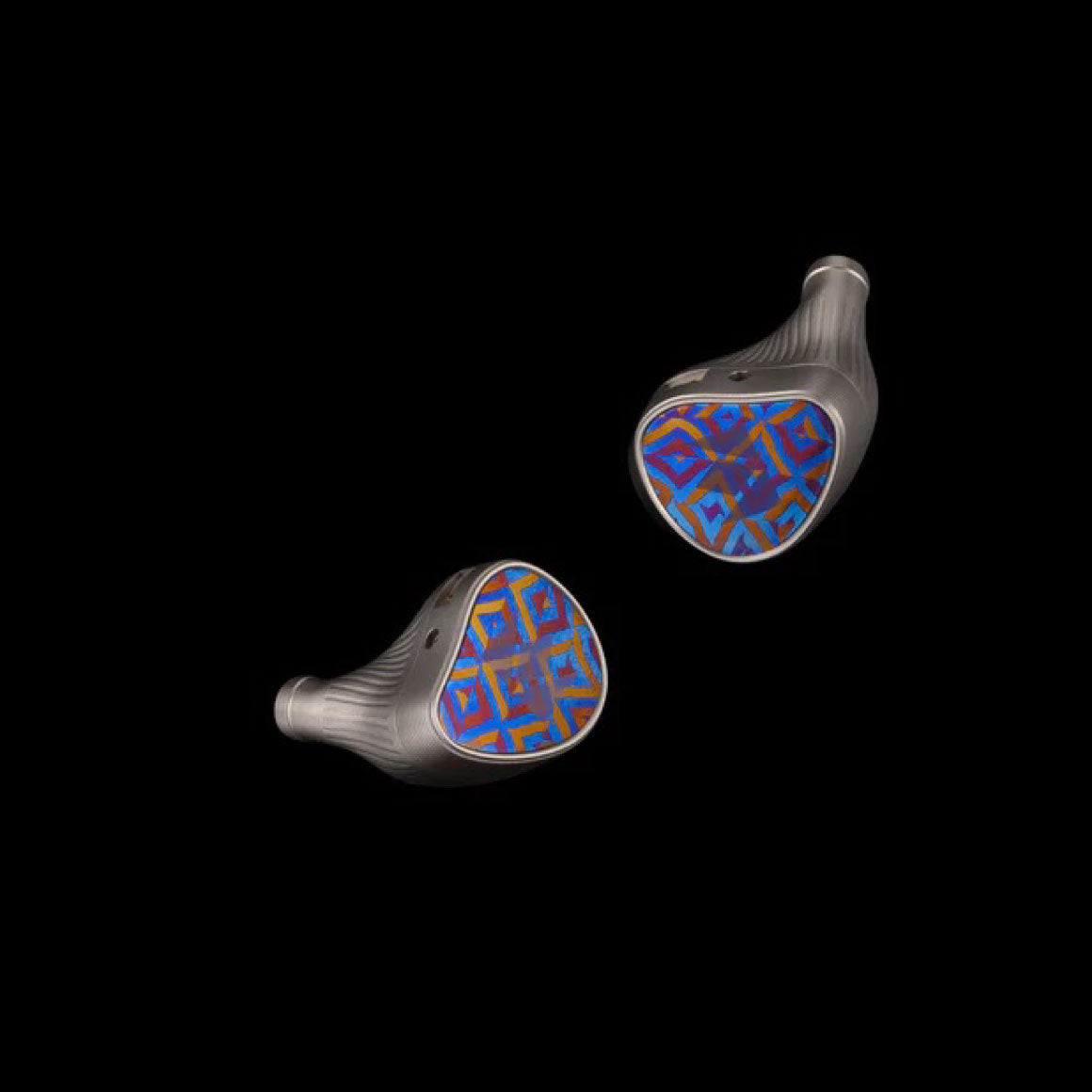 【gsm】Noble Audio Kronos Buy Noble Audio Kronos IEM with 9 hybrid drivers array