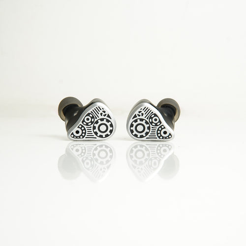 Headphone-Zone-Binary-Dynaquattro-Demo-Unit