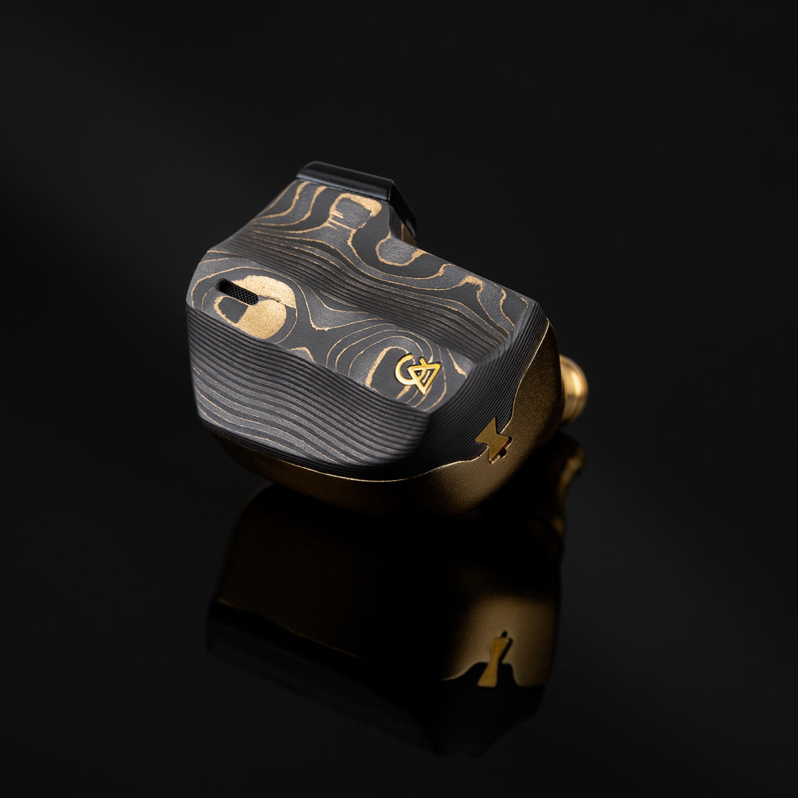 #Color_Gold