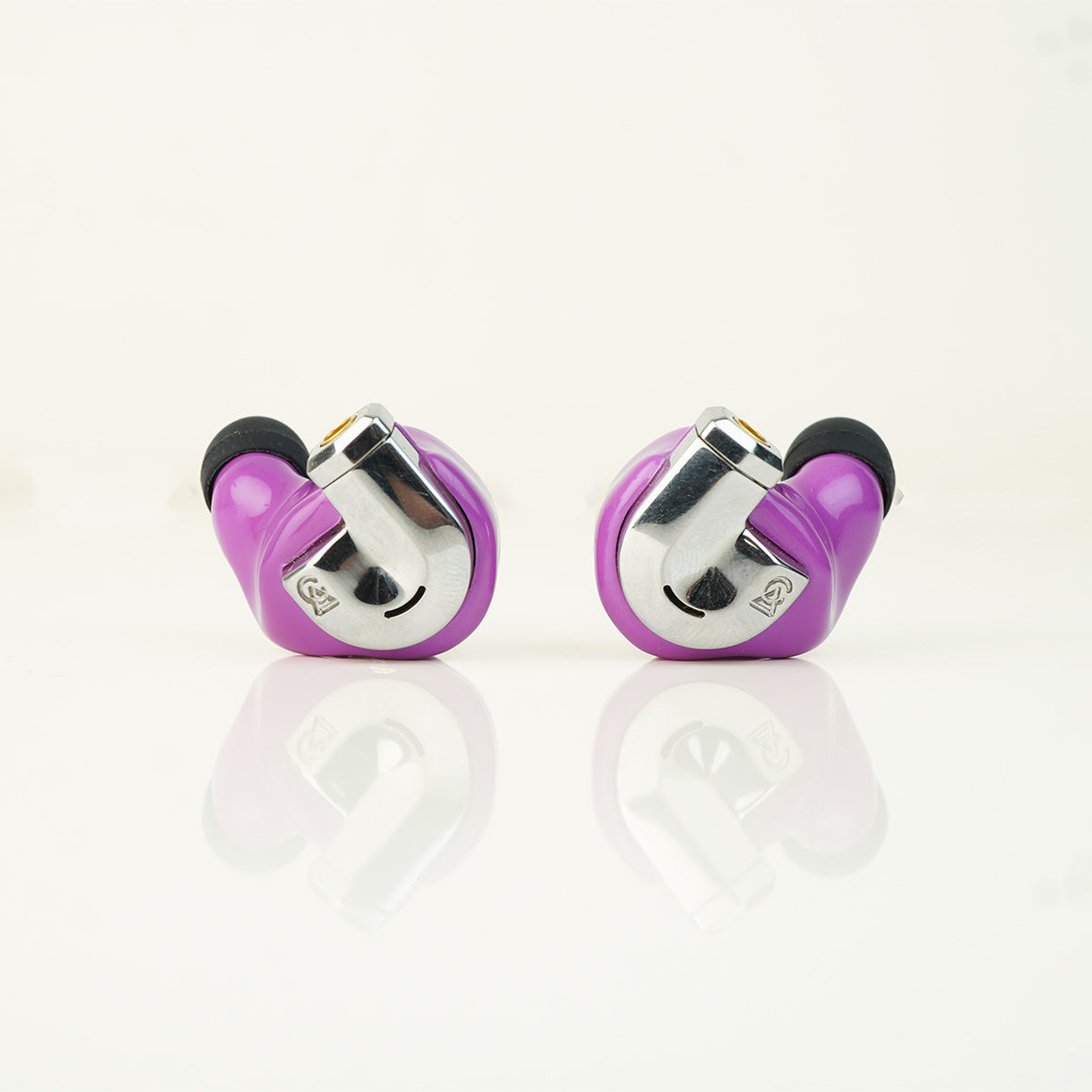 Headphone-Zone-Campfire-Audio-Bonneville-Demo-Unit