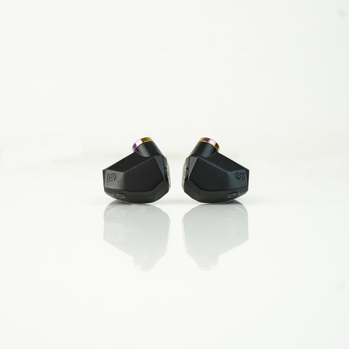 Headphone-Zone-Campfire-Audio-Fathom-Demo-Unit