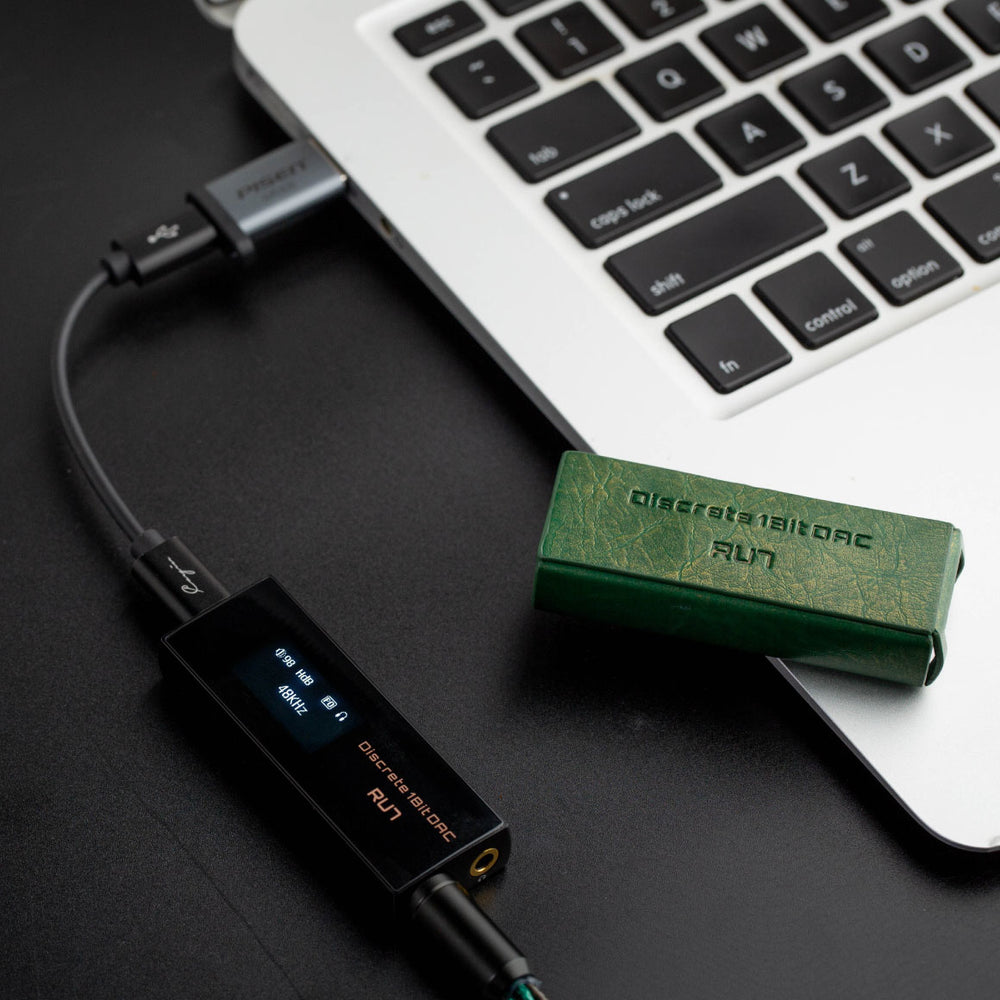 Cyan Ru7 Cayin RU7 Portable Discrete 1-Bit DAC & Amp