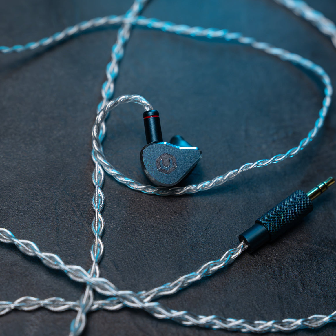 Headphone-Zone-CrinEar-Nightfall