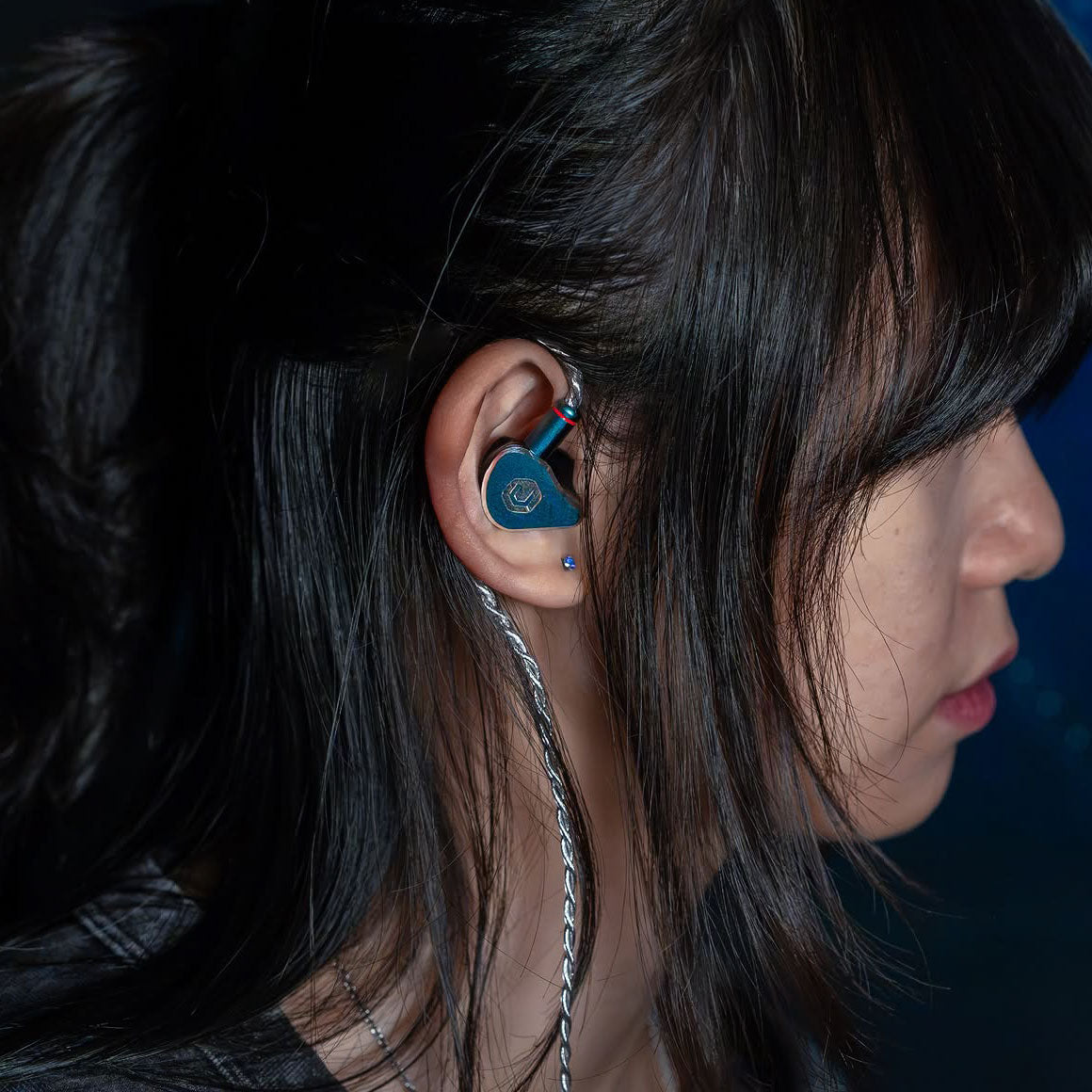 Headphone-Zone-CrinEar-Nightfall