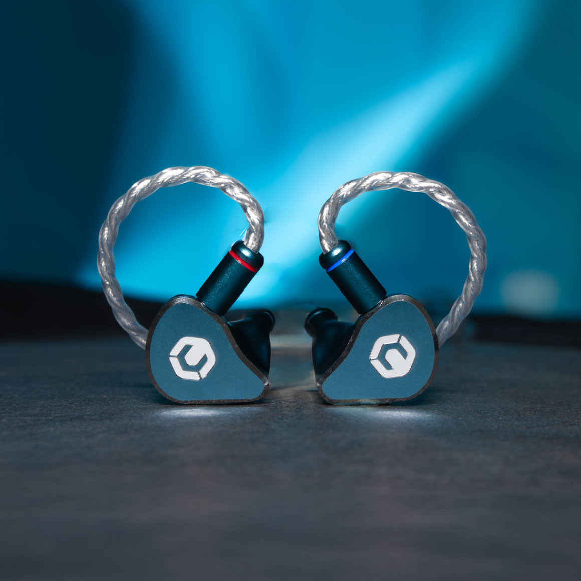 Headphone-Zone-CrinEar-Nightfall