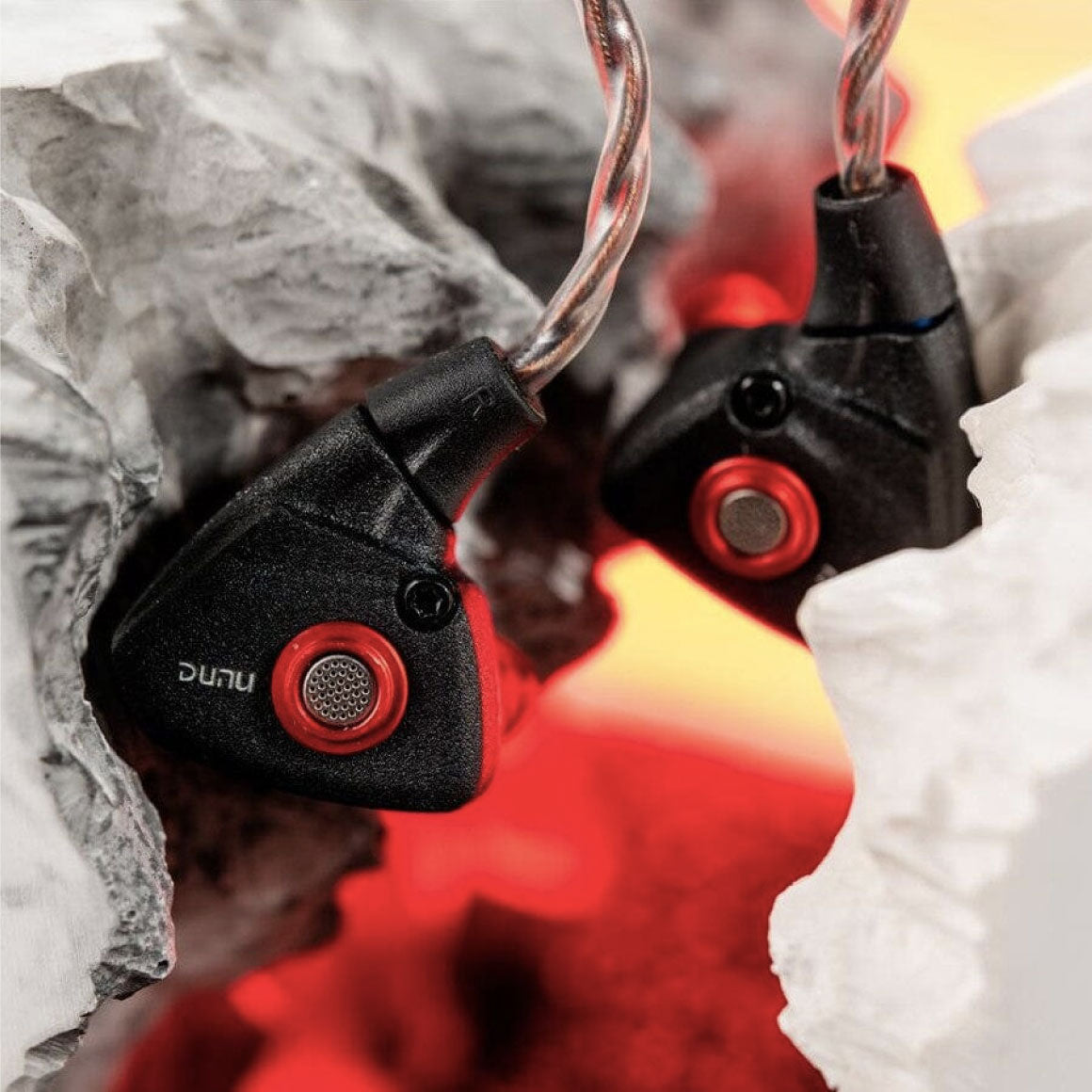 Headphone-Zone-DUNU-TITAN-S