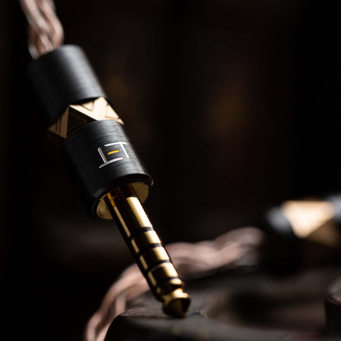 Headphone-Zone-Eletech-Azrael